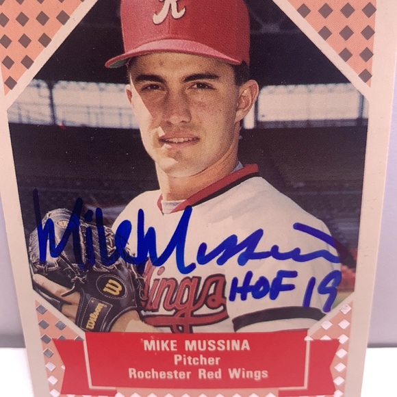 1991 ProCards Rochester Red Wings Mike Mussina In Person Autograph (MISC7) - Picture 3 of 3